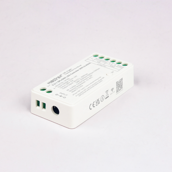 <b>SPIW5 </b><br />5 in 1 SPI+DMX LED Controller (WiFi+2.4G) - Image 4